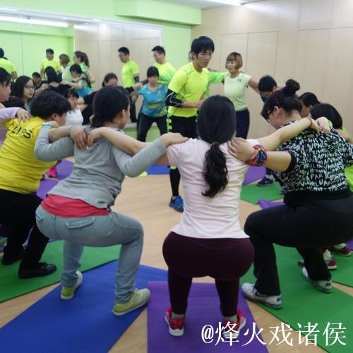 越南体操教练将螺蛳粉设为2025亚洲训练营热身项目 越南体操教练将螺蛳粉设为2025亚洲训练营热身项目